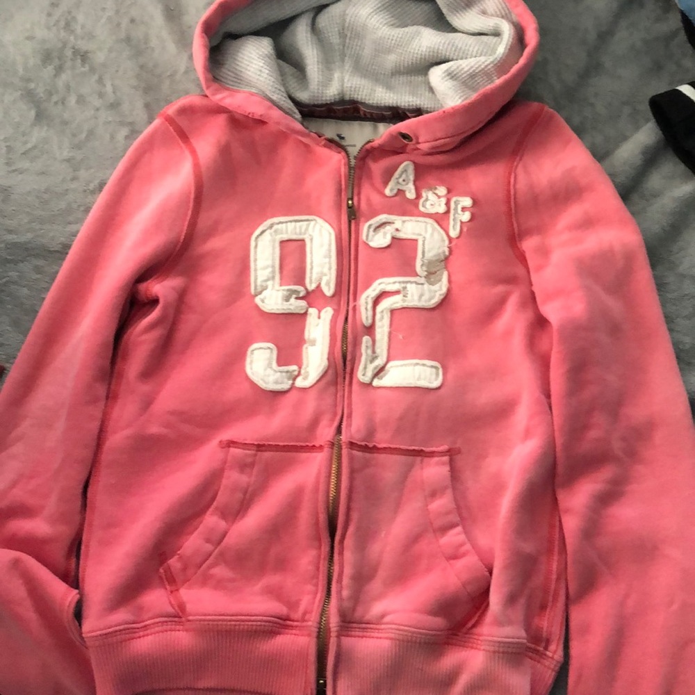 Girls Med. Zipper Jacket.